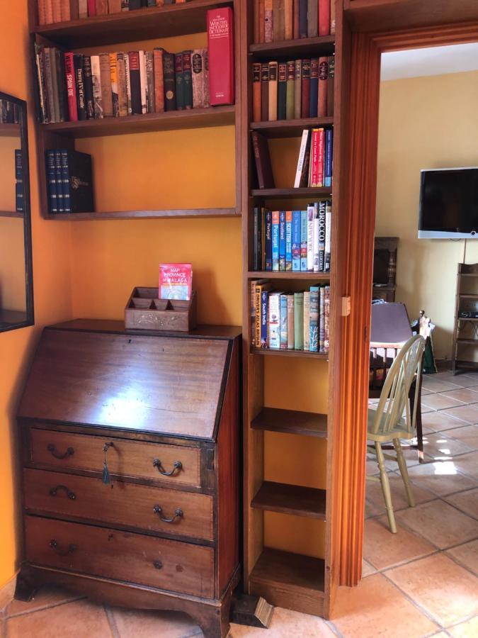 Marvellous Malaga Mediterranean And Mountain Views Екстериор снимка