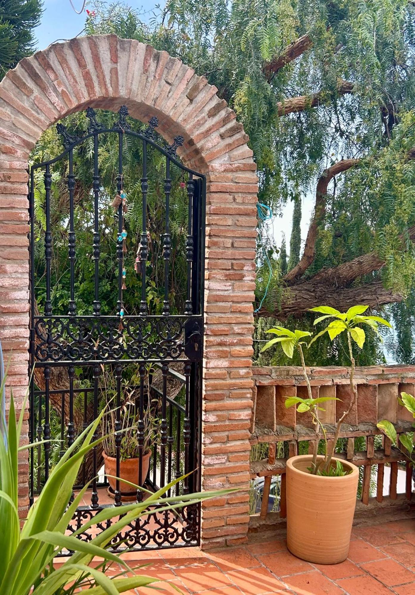 Marvellous Malaga Mediterranean And Mountain Views Екстериор снимка